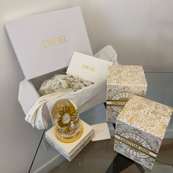 Christian Dior VIP Snow Globe 2024, NWB! - Picture 3 of 12